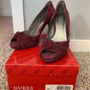 Purple suede pee toe pumps